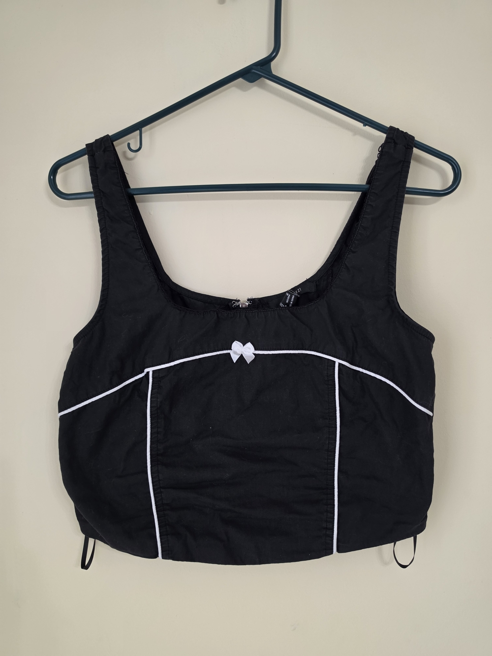 Forever 21 Women's Black Corset-Style Crop Top with White Trim, Size M